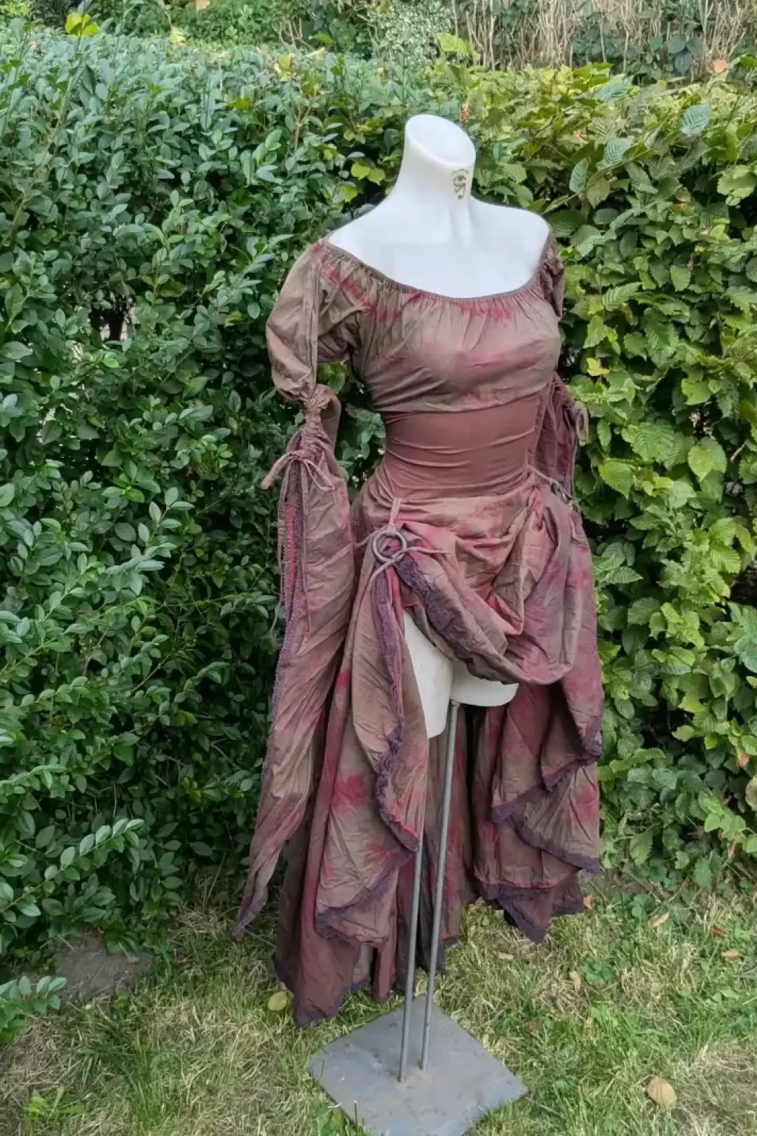 eye-of-awareness-autumn-lady-gaya-goddess-dress-tie-dye