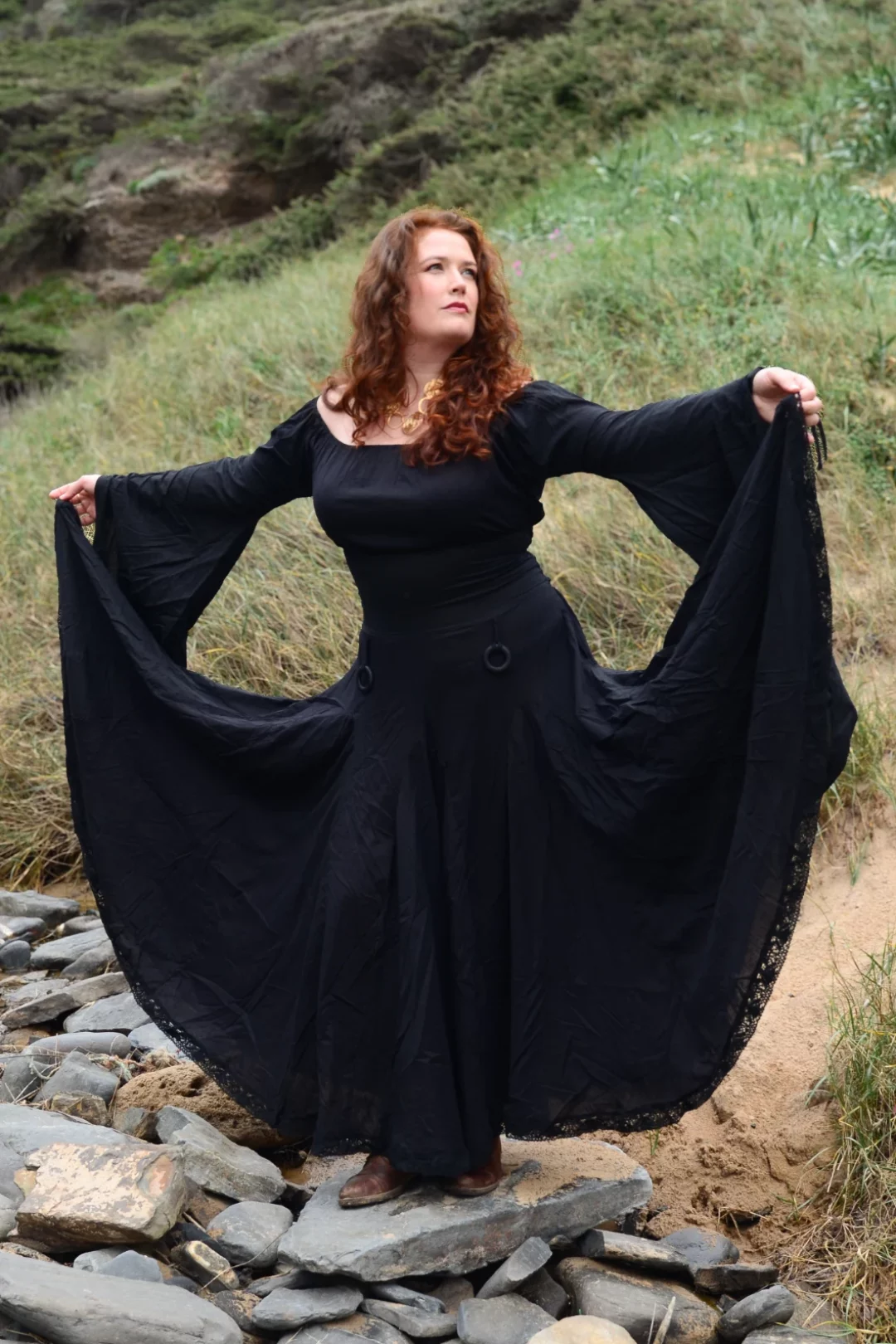 eye-of-awareness-black-gothic-witches-dress-cotton-priesteress-jurk-katoenen-middeleeuwse-fantasy-hexe-kleider_2